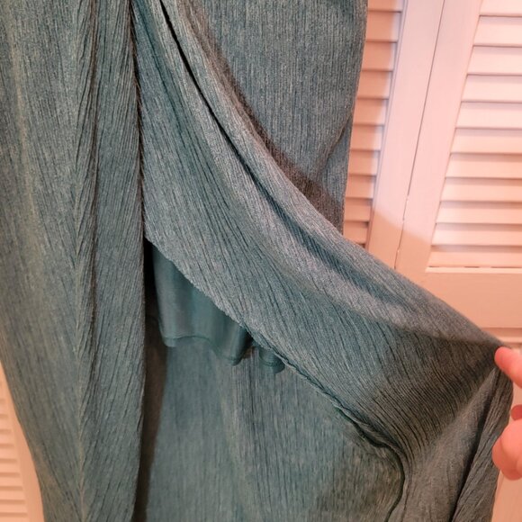 All In Favor Dolman Plissé Midi Dress w Center Twist Knot Deep V Neckline XXL GR - Picture 7 of 10